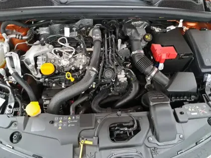 Photo 14 Renault Clio  TCe 140