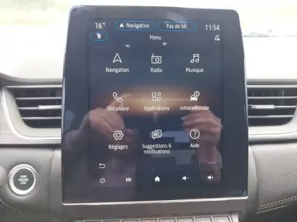 Photo 12 Renault Captur  E-Tech full hybrid 145