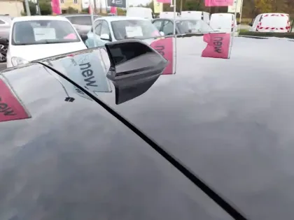 Photo 21 Renault Captur  E-Tech full hybrid 145