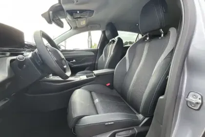 Photo 40 Peugeot 308  BlueHDi 130ch S&S EAT8