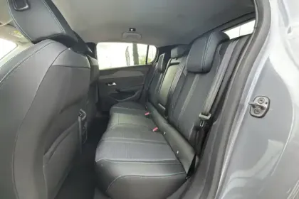 Photo 41 Peugeot 308  BlueHDi 130ch S&S EAT8