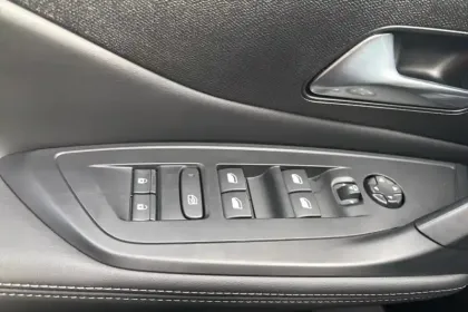 Photo 54 Peugeot 308  BlueHDi 130ch S&S EAT8