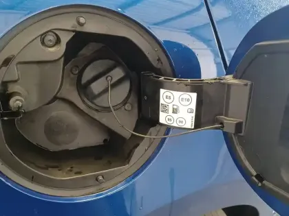 Photo 66 Renault Clio  E-Tech full hybrid 145