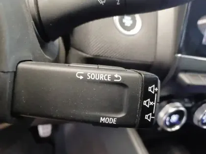 Photo 85 Renault Clio  E-Tech full hybrid 145