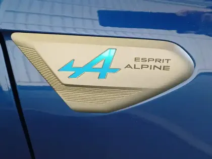 Photo 12 Renault Clio  E-Tech full hybrid 145