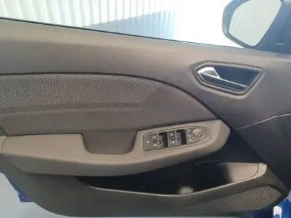 Photo 32 Renault Clio  E-Tech full hybrid 145