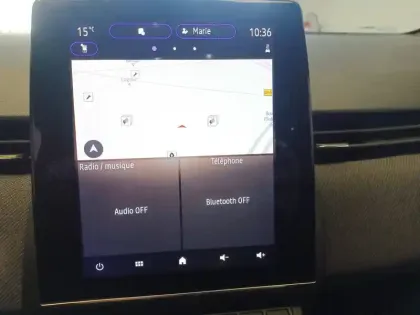 Photo 79 Renault Clio  E-Tech full hybrid 145