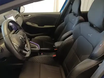 Photo 52 Renault Clio  E-Tech full hybrid 145