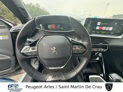 Photo 11 Peugeot 2008  PureTech 130 S&S BVM6