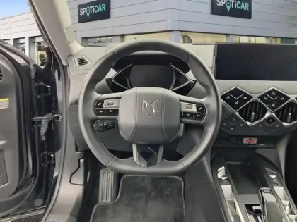 Photo 11 DS DS 3 DS3 Crossback E-Tense Louvre