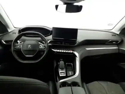 Photo 8 Peugeot 3008  Hybrid 225 e-EAT8 Allure Pack