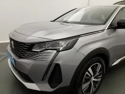 Photo 12 Peugeot 3008  Hybrid 225 e-EAT8 Allure Pack