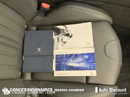 Photo 15 Peugeot 508  PureTech 180 ch S&S EAT8 Allure