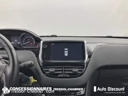 Photo 18 Peugeot 2008  PureTech 82ch S&S BVM5 Allure