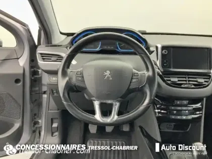 Photo 10 Peugeot 2008  PureTech 82ch S&S BVM5 Allure