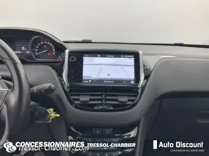 Photo 9 Peugeot 2008  PureTech 82ch S&S BVM5 Allure