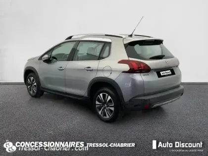 Photo 21 Peugeot 2008  PureTech 82ch S&S BVM5 Allure