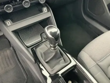 Photo 23 Citroën C4  PureTech 130 S&S BVM6 Shine