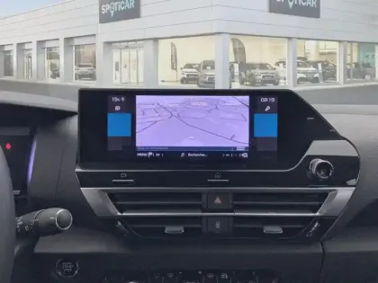 Photo 10 Citroën C4  PureTech 130 S&S BVM6 Shine