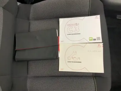 Photo 15 Citroën C3  BlueHDi 100 S&S BVM6 Feel