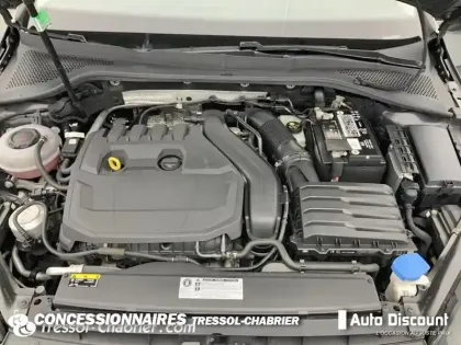 Photo 6 Volkswagen Golf  1.5 TSI 150 EVO DSG7 IQ.DRIVE