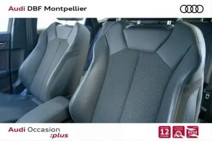 Photo 22 Audi Q3 45 TFSIe 245 ch S tronic 6 S line