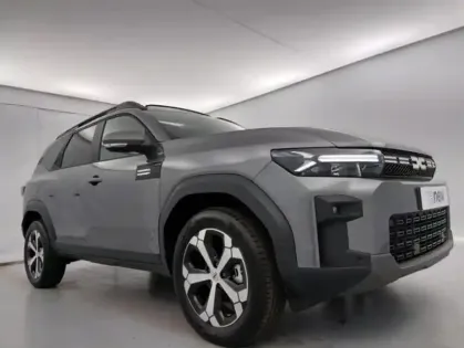 Photo 17 Dacia Bigster HYBRIDE Hybrid 155 Journey