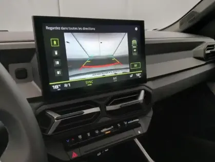 Photo 23 Dacia Bigster HYBRIDE Hybrid 155 Journey