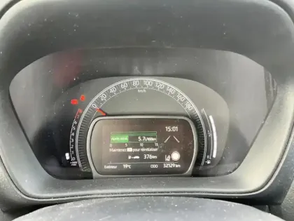 Photo 16 Toyota Aygo 1.0 VVT-i 72 Dynamic/ Pack ZEN