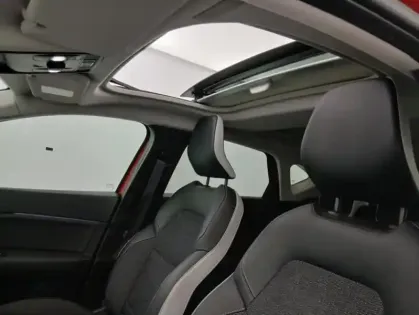 Photo 19 Renault Captur TCe 130 EDC FAP Intens