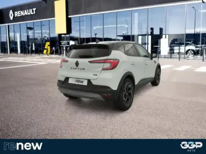 Photo 3 Renault Captur E-Tech full hybrid 145 ch esprit Alpine