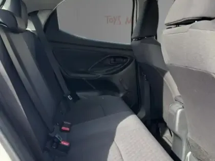 Photo 12 Toyota Yaris Hybride 116h Dynamic MY22