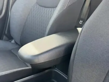 Photo 25 Toyota Yaris Hybride 116h Dynamic MY22