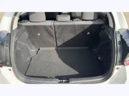 Photo 11 Toyota Yaris Hybride 116h Dynamic MY22