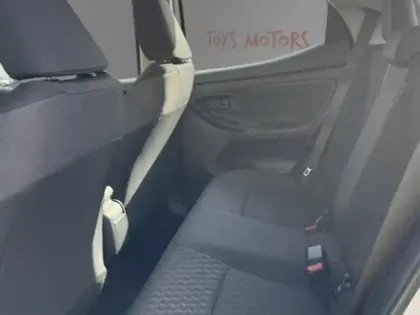 Photo 9 Toyota Yaris Hybride 116h Dynamic MY22