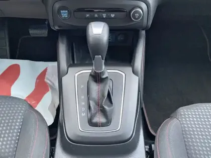 Photo 7 Ford Focus 1.0 Flexifuel mHEV 125ch ST-Line X Powershift