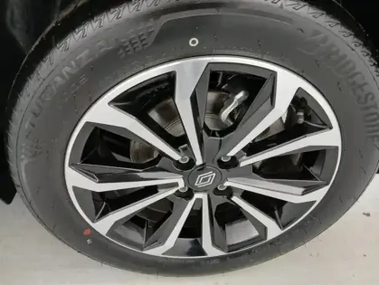 Photo 16 Renault Clio V E-Tech full hybrid 145 ch GSR2 Techno