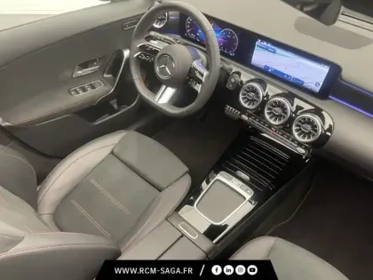 Photo 25 Mercedes Classe A 200 d AMG Line