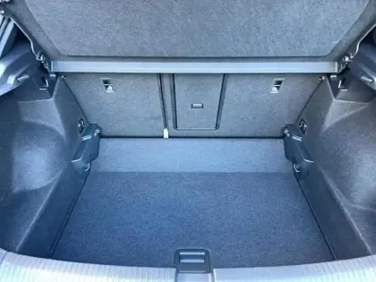 Photo 16 Volkswagen T-roc  1.5 TSI EVO 150ch R-Line DSG7