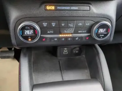 Photo 9 Ford Kuga  2.5 Duratec 190ch FHEV E85 ST-Line X BVA