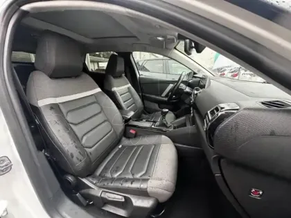 Photo 9 Citroën C4  PureTech 130ch S&S Shine