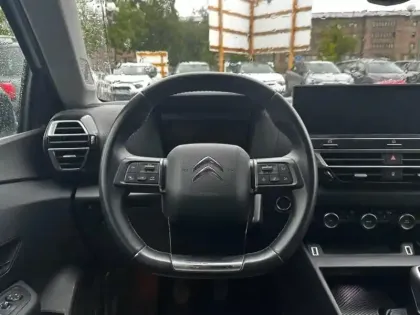 Photo 8 Citroën C4  PureTech 130ch S&S Shine