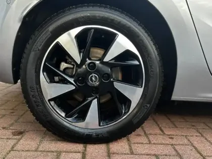 Photo 6 Opel Corsa  -e 136ch Elegance