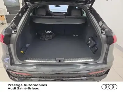 Photo 8 Audi Q5 Gén. III Ph1 S line 5