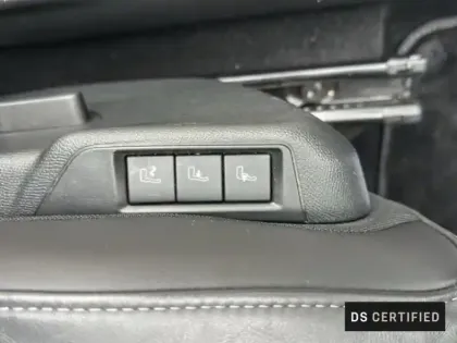 Photo 12 DS DS 3  Crossback BlueHDi 130ch Grand Chic Automatique 98g