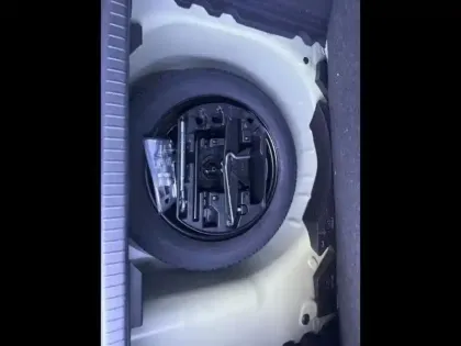 Photo 12 Peugeot 208  1.2 Hybrid 136ch GT e-DCS6