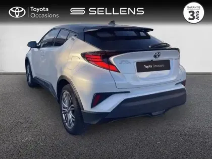 Photo 1 Toyota C-HR  122h Distinctive 2WD E-CVT MY22