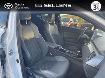 Photo 5 Toyota C-HR  122h Distinctive 2WD E-CVT MY22