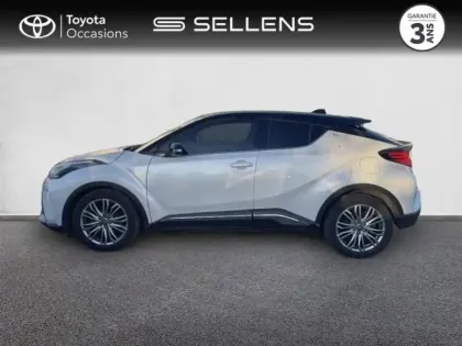 Photo 2 Toyota C-HR  122h Distinctive 2WD E-CVT MY22
