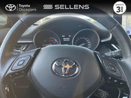 Photo 12 Toyota C-HR  122h Distinctive 2WD E-CVT MY22